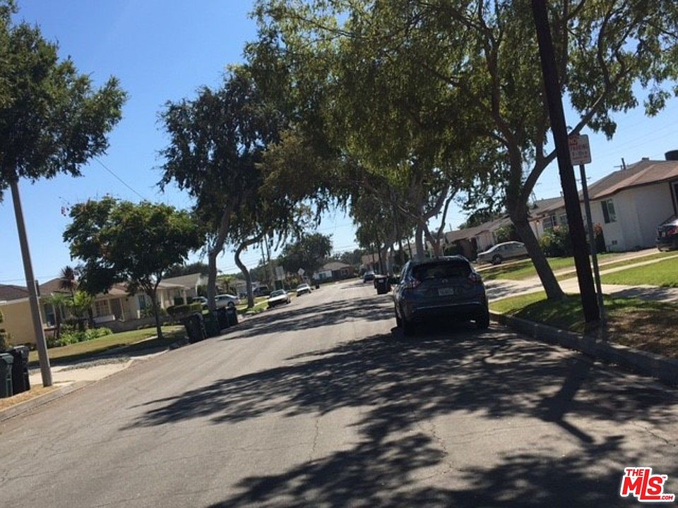 2nd image of 13333 Stanford Ave