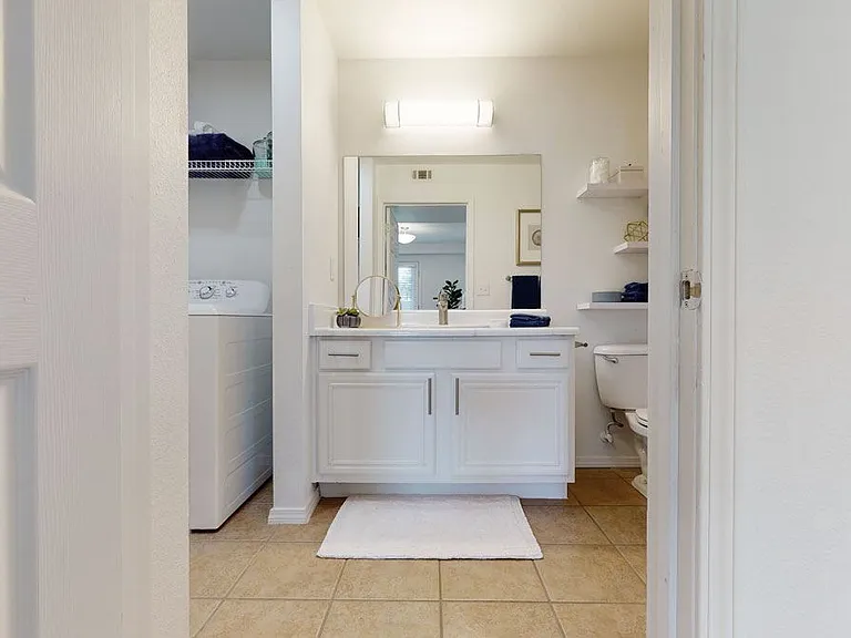 Villas at Preston Lakes Apartment Homes — Photo 9