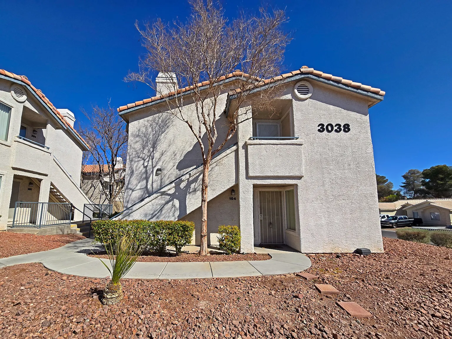 2 bed, 705 sqft, $1,250 — Photo 3