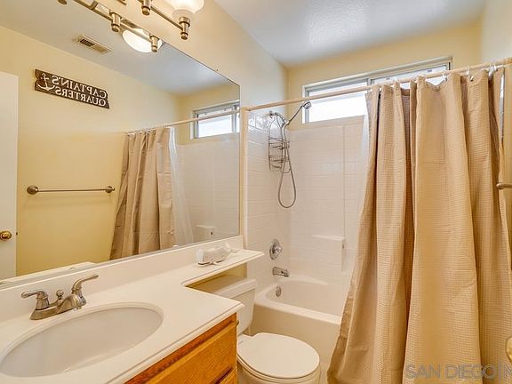 2nd image of 607 Hillhaven Dr