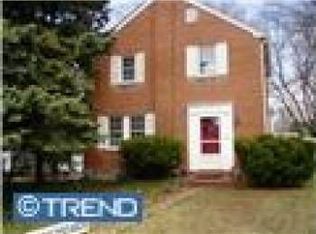 201 N Woodlawn Ave, Aldan, PA 19018