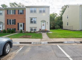 1048 Copperstone Ct, Rockville, MD