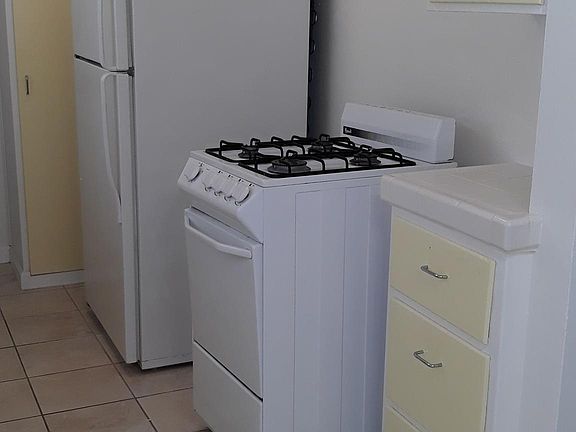2nd image of 815 San Fernando Pl