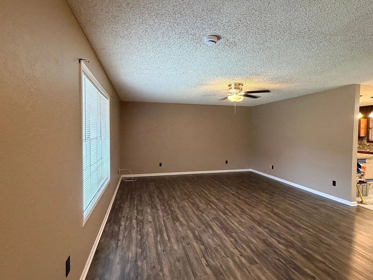 Building Photo - 601A Sherwood Dr