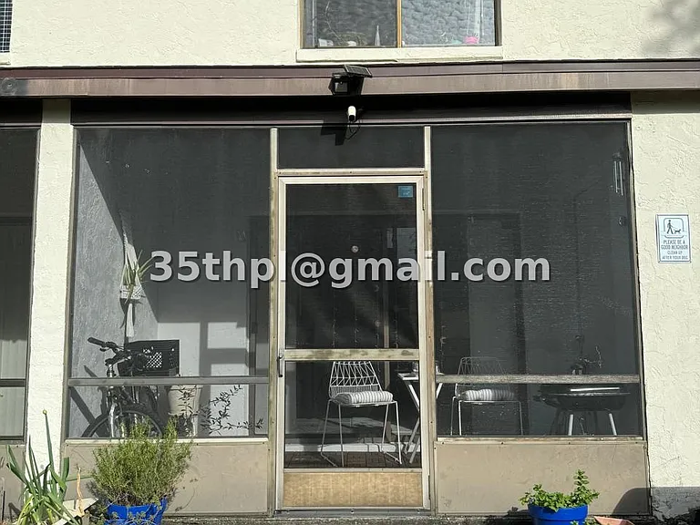 2635 SW 35th Pl — Photo 3