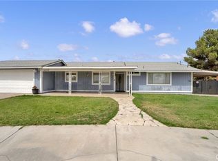 10598 Oakwood Ave, Hesperia, CA 92345