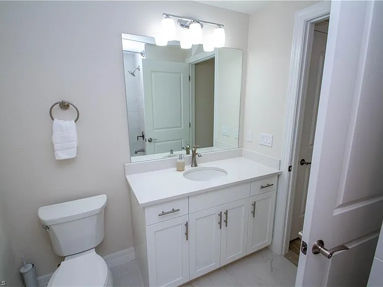 268 Indies Dr E #102 — Photo 31