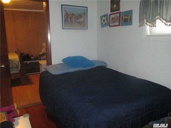 5th image of 21 Dow Ave