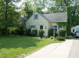 1304 E Stadium Blvd, Ann Arbor, MI 48104