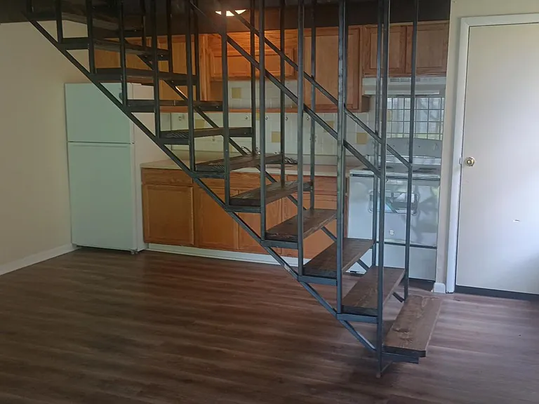 1235 Nadine Dr — Photo 12