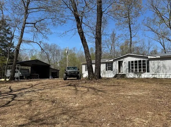 850 Herndon Cemetery Rd, Big Sandy, TN 38221