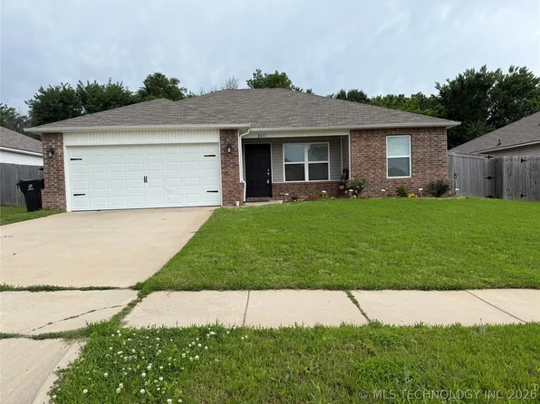 2811 E Quincy St, Broken Arrow, OK 74014