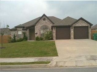 560 Verona Way, Centerton, AR 72719