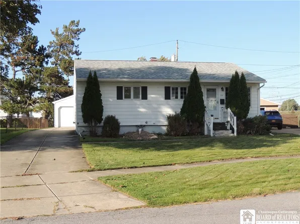 115 Saint Boniface Rd, Cheektowaga, NY 14225
