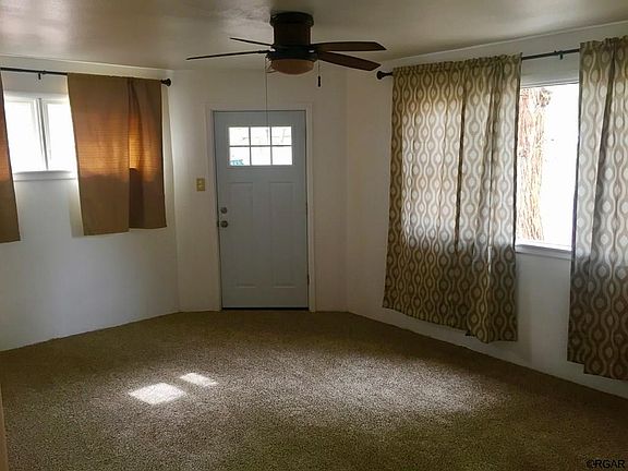 4th image of 718 W 2nd St