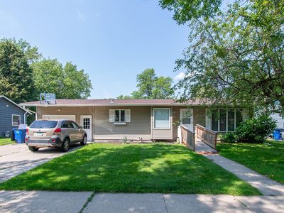 2211 17th St S, Moorhead, MN, 56560