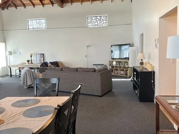 150 15th St, Pacific Grove, CA 93950