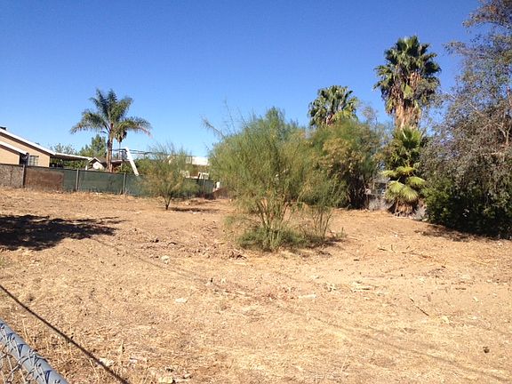 4th image of 23740 Norma Dr