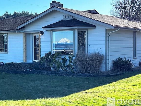 2nd image of 405 NE Front St