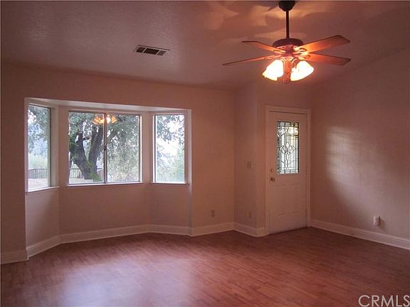 4th image of 39623 Westview Dr