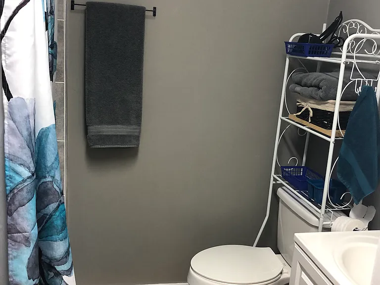Bathroom (you must provide your own towels and washcloths)