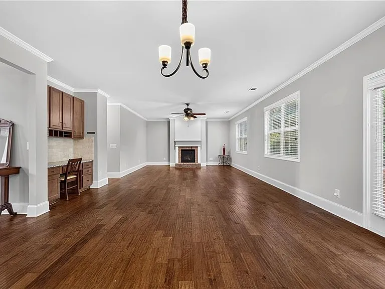 1185 Gallatin Way — Photo 18