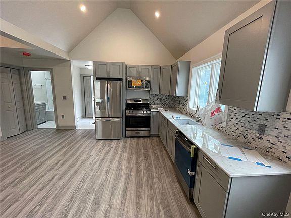 2nd image of 28 Hamilton Avenue