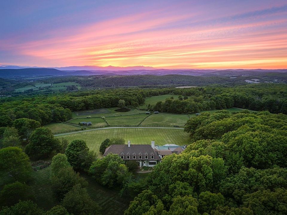 1st image of 26 Mountain Farm Road