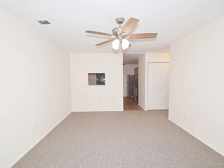 18 Garden Way — Photo 3