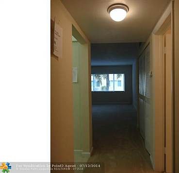 3rd image of 201 SE 6th Ave APT 5