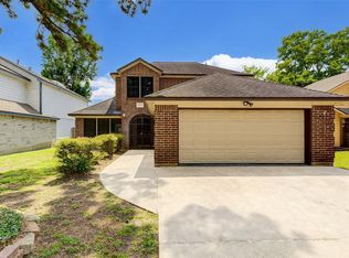 11351 Walnut Meadow Dr, Houston, TX 77066