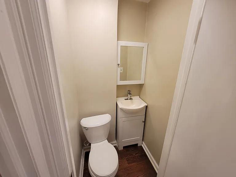 614 E Tabor Rd — Photo 7