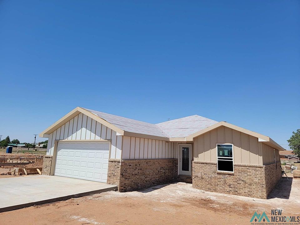 1st image of 204 Starlite Dr