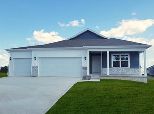 3734 Rueben Dr, Marion, IA 52302