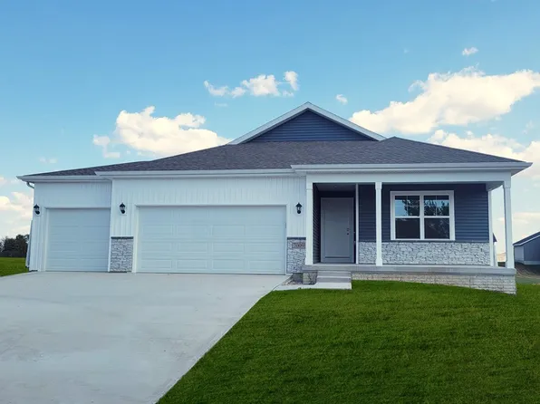 3734 Rueben Dr, Marion, IA 52302