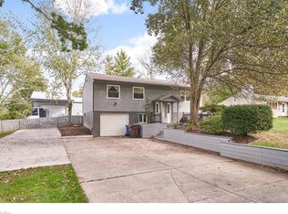 5815 Taylor Rd, Clinton, OH 44216