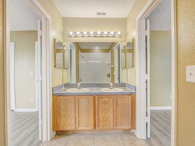 112 Ivybrook Ct — Photo 11