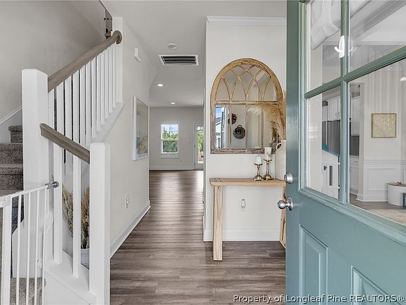 5th image of 173 London Dr