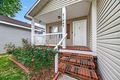 21447 Sweet Grass Ln Photo 1
