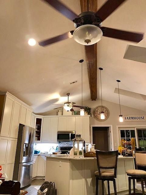 Vaulted ceiling with Skylights