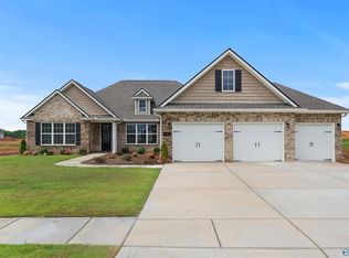 108 Creek Park Dr, Meridianville, AL 35759