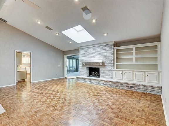 4th image of 3709 NW 70th St