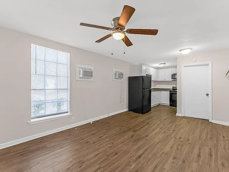 827 W Rosewood Ave #6 — Photo 10
