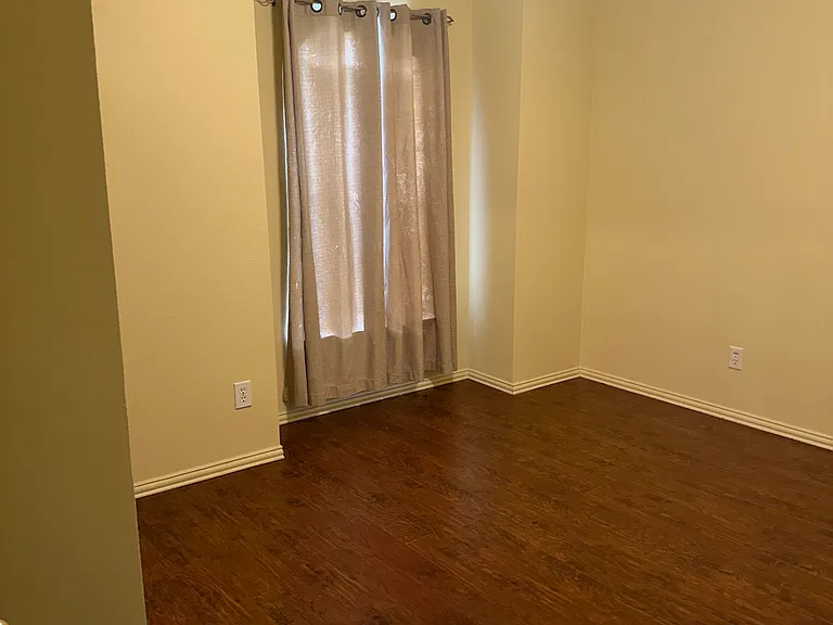 1841 Bachman Ct — Photo 14
