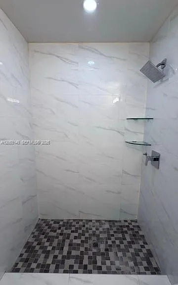 729 Meridian Ave #8 — Photo 12
