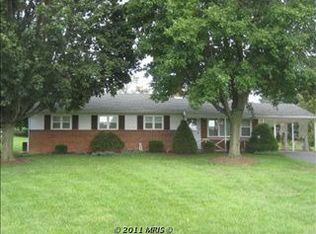 13921 N Meadow Rd, Hagerstown, MD 21742