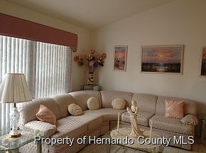 3rd image of 1239 Overland Dr