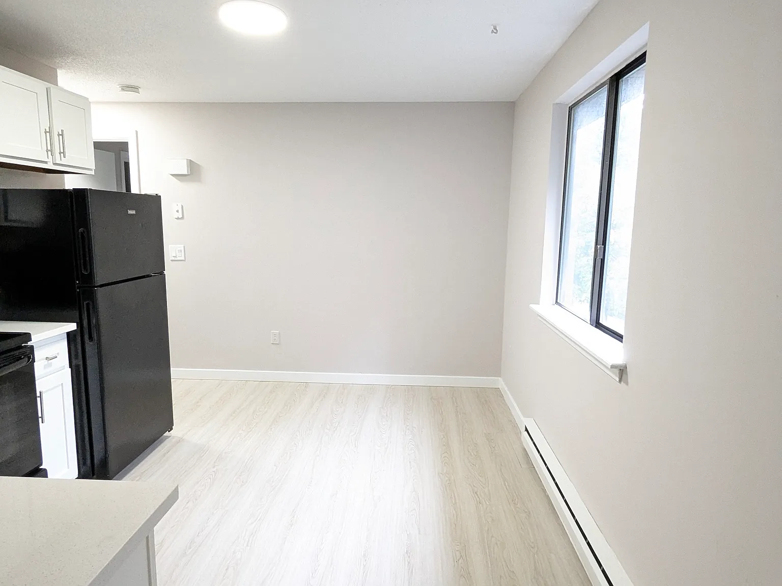 1 bed, 645 sqft, $1,200 — Photo 3