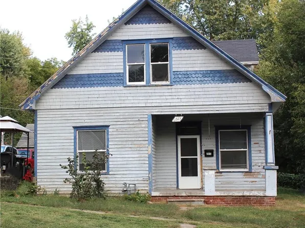 2513 S 15th St, Saint Joseph, MO 64503