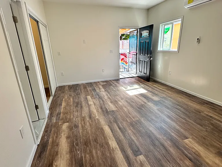 612 Russell Ave #A — Photo 2